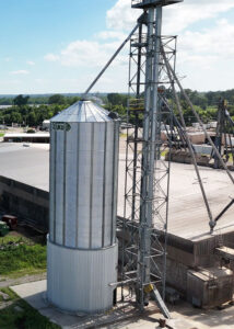 Sukup Grain Bin at Farmers Coop